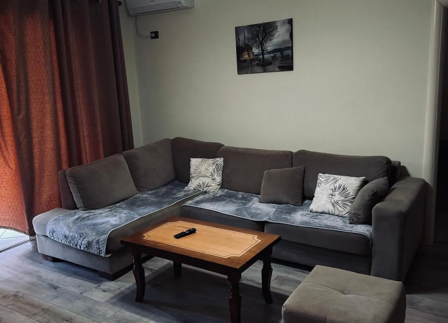 Family Apartments Sarande location